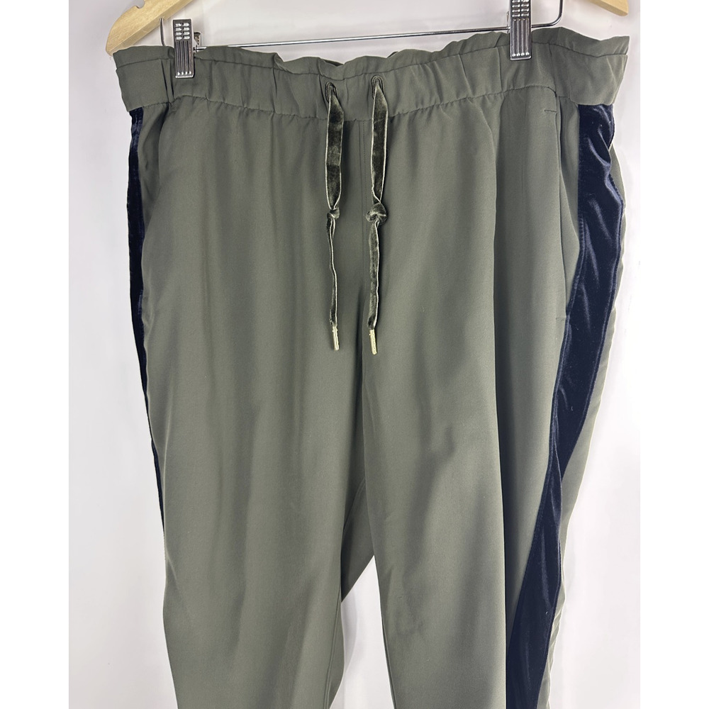 Lululemon On The Fly Jogger Pants Olive Green Black Velvet Trim Women's Size 12 - Picture 4 of 13